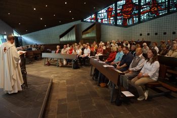 Strahlender Sonnenschein zur Wallfahrt des Pastoralverbundes