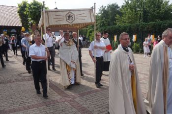 Fronleichnam als buntes Fest der Begegnung gefeiert