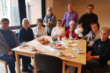 Menschen in besonderen Lebenslagen sind zum Frühstück eingeladen