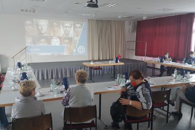 Frauen in der jungen Kirche waren Thema