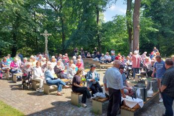 Strahlender Sonnenschein zur Wallfahrt des Pastoralverbundes