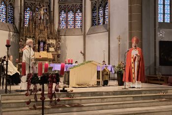 Bischof Nikolaus besuchte Familiengottesdienste